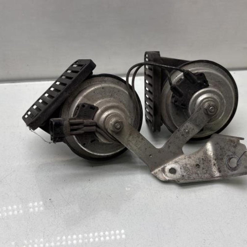 Avertisseur/Klaxon FORD FOCUS 3 Photo n°3