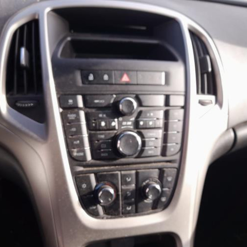 Anti brouillard droit (feux) OPEL ASTRA J Photo n°12