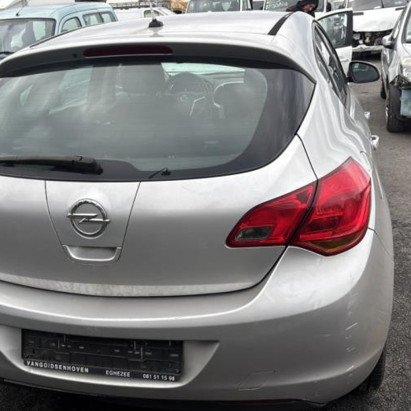 Anti brouillard droit (feux) OPEL ASTRA J Photo n°20