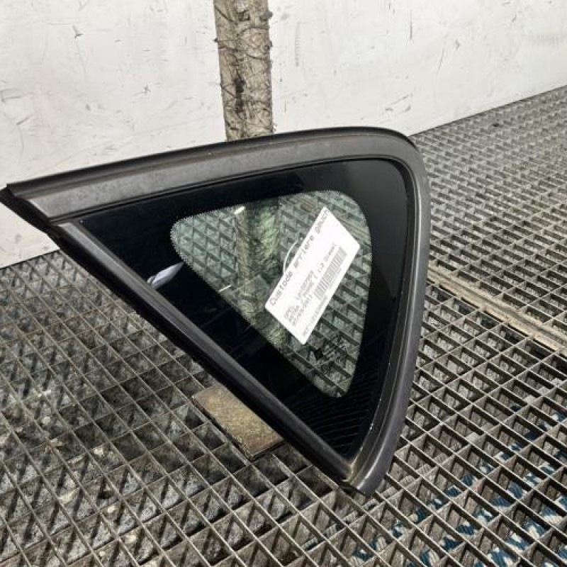 Custode arriere gauche OPEL ASTRA J Photo n°2