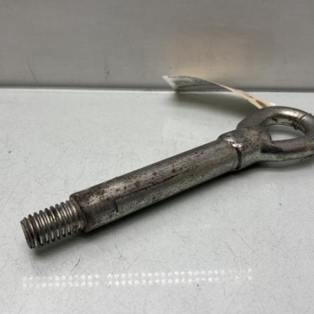 Crochet de remorquage OPEL ASTRA J Photo n°1