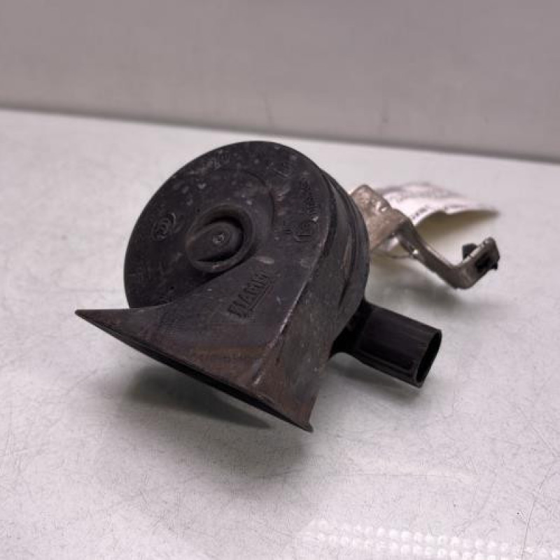 Avertisseur/Klaxon VOLKSWAGEN GOLF 7 Photo n°1