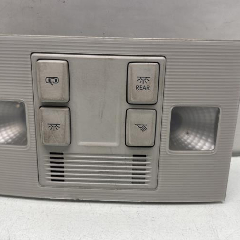 Eclairage de plafonnier VOLKSWAGEN GOLF 7 Photo n°1