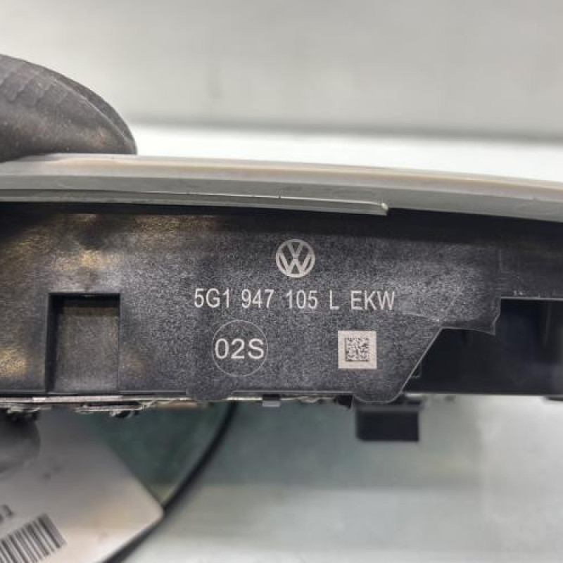 Eclairage de plafonnier VOLKSWAGEN GOLF 7 Photo n°2