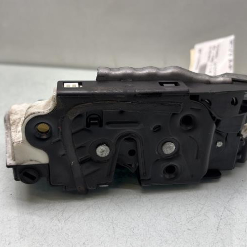 Serrure avant droit VOLKSWAGEN GOLF 7 Photo n°1