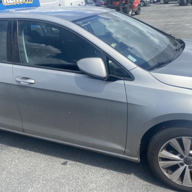 Malle/Hayon arriere VOLKSWAGEN GOLF 7 Photo n°14