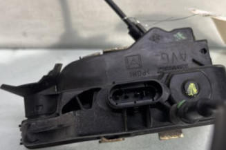 Serrure avant gauche RENAULT LAGUNA 2