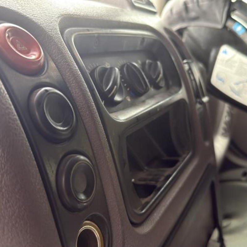 Calandre RENAULT MASTER 2 Photo n°11