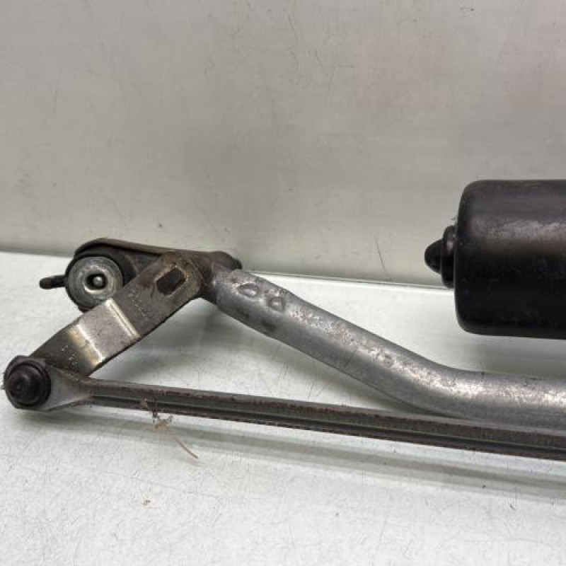 Moteur essuie glace avant CITROEN C2 Photo n°6