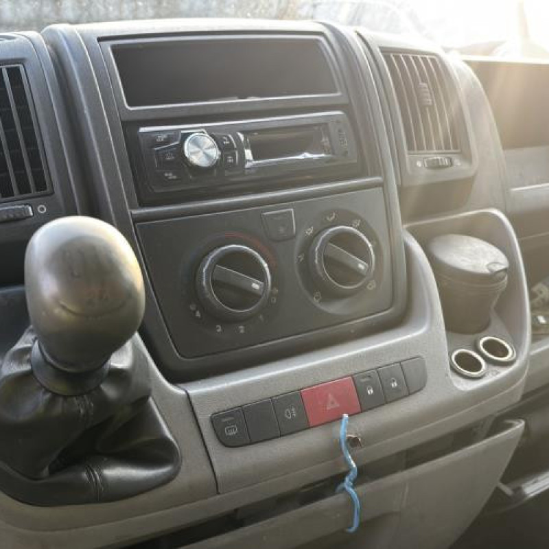 Leve vitre electrique avant gauche CITROEN JUMPER 3 Photo n°18