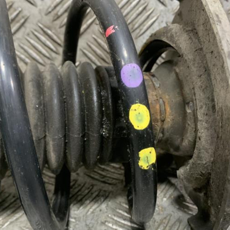 Amortisseur avant gauche PEUGEOT 208 1 Photo n°2