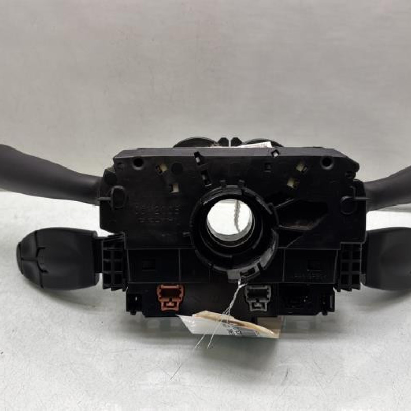 Com (Bloc Contacteur Tournant+Commodo Essuie Glace+Commodo Phare) PEUGEOT 308 1 SW Photo n°4