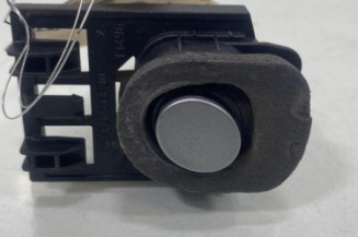 Bouton de coffre PEUGEOT 607 Photo n°1