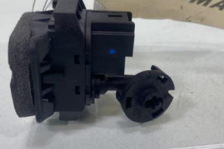 Bouton de coffre PEUGEOT 607