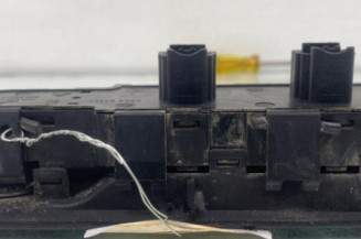 Interrupteur de leve vitre avant gauche PEUGEOT 807