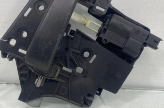 Poignee interieur avant droit PEUGEOT 1007 Photo n°1