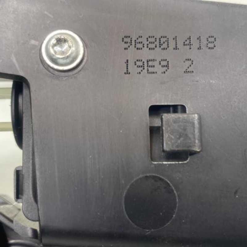 Poignee interieur avant gauche PEUGEOT 1007 Photo n°4