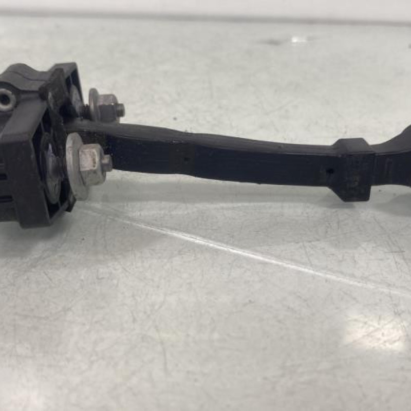 Arret de porte avant droit RENAULT TWINGO 3 Photo n°1