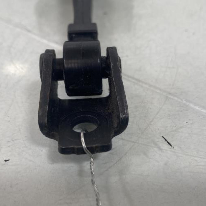 Arret de porte avant droit RENAULT TWINGO 3 Photo n°4