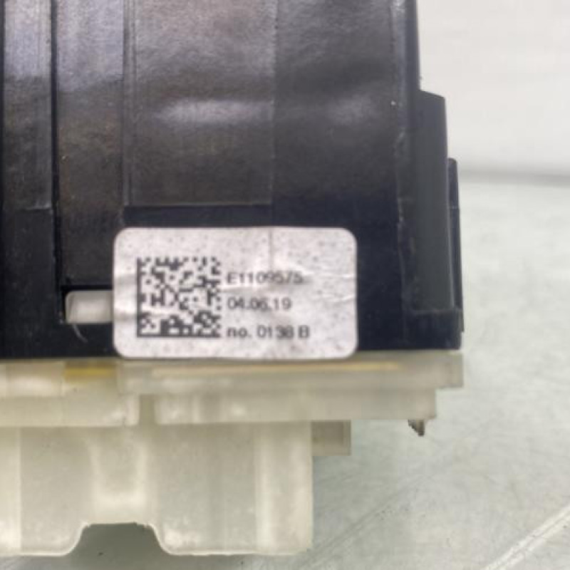 Commodo d'essuie glaces RENAULT TWINGO 3 Photo n°4