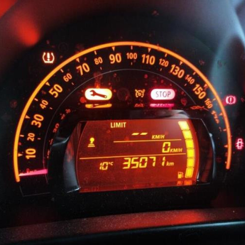 Poignee interieur arriere droit RENAULT TWINGO 3 Photo n°11