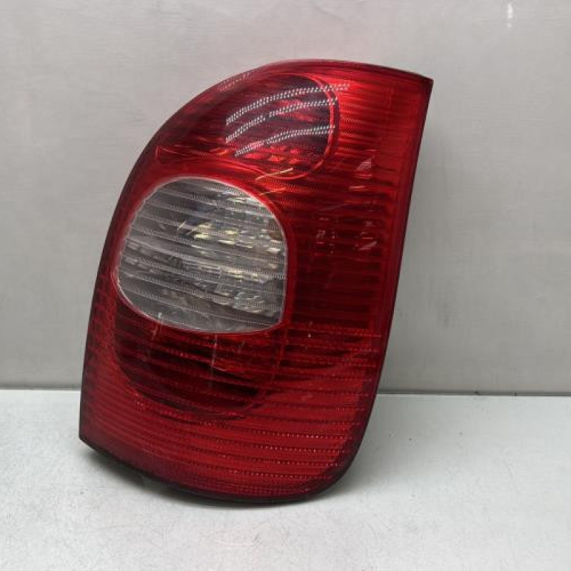 Feu arriere principal droit (feux) CITROEN XSARA PICASSO Photo n°1