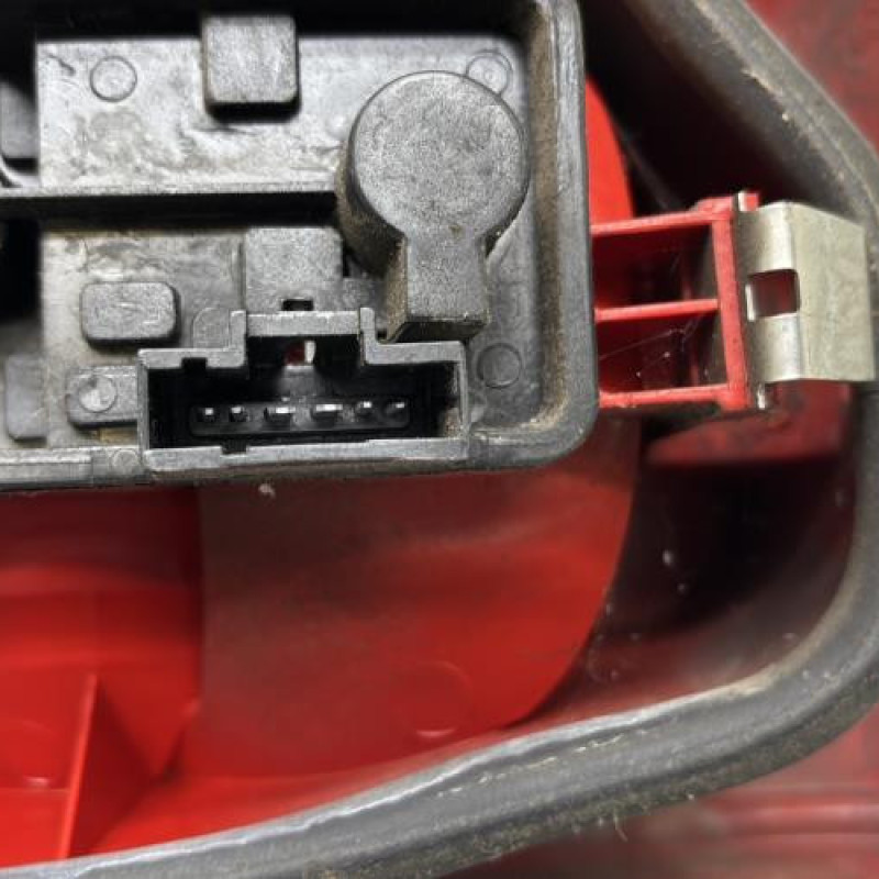 Feu arriere principal gauche (feux) CITROEN XSARA PICASSO Photo n°3