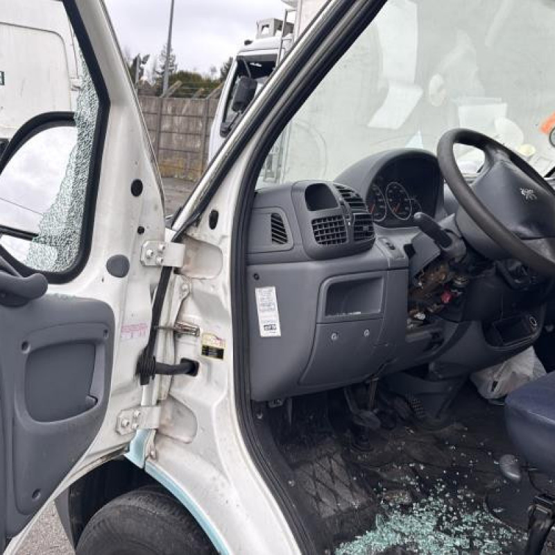 Calandre PEUGEOT BOXER 2 Photo n°12