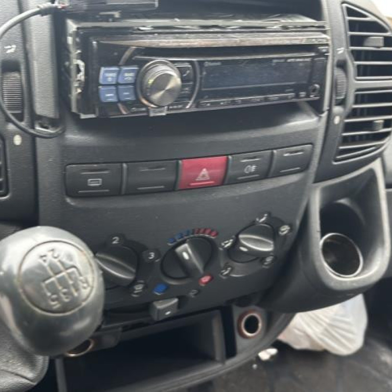 Calandre PEUGEOT BOXER 2 Photo n°14