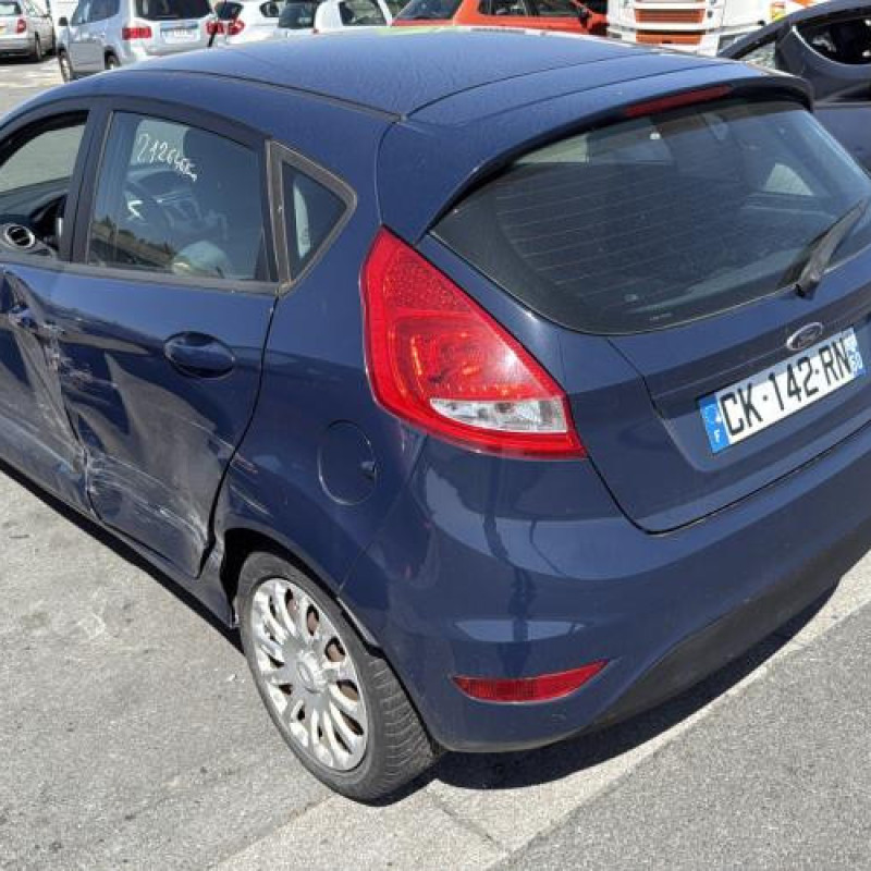 Aile avant droit FORD FIESTA 6 Photo n°8