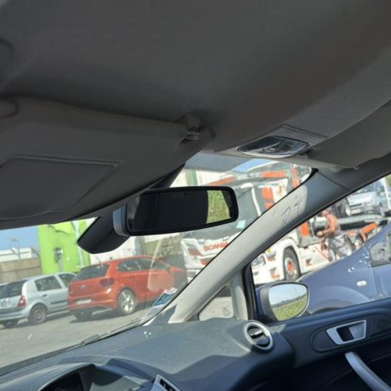 Aile avant droit FORD FIESTA 6 Photo n°14