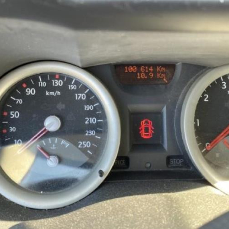 Pretensionneur de ceinture arriere droit RENAULT MEGANE 2 Photo n°18