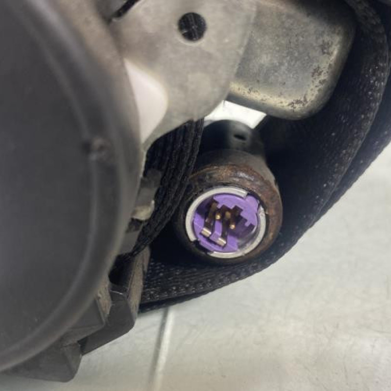 Pretensionneur de ceinture avant droit PEUGEOT BIPPER Photo n°2