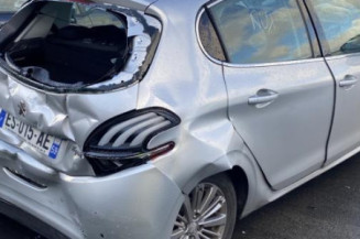 Leve vitre electrique arriere gauche PEUGEOT 208 1