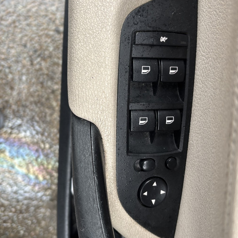 BMW X1 E84 PHASE 1 23d 2.0D - 16V TURBO XDRIVE 4X4 Photo n°21