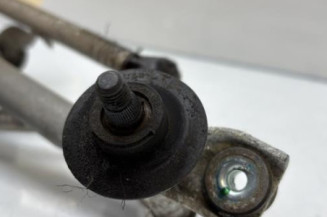 Moteur essuie glace avant OPEL CORSA C