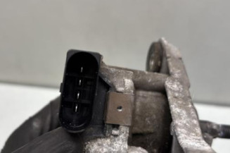 Moteur essuie glace avant gauche FORD FOCUS 3