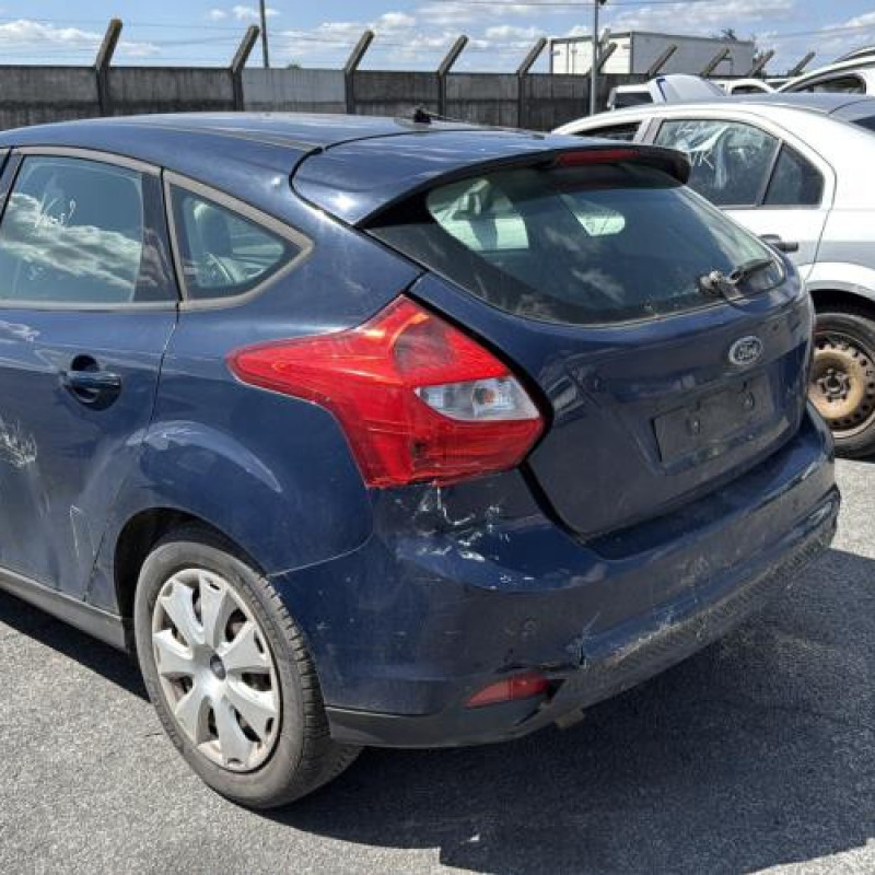 Moteur essuie glace avant gauche FORD FOCUS 3 Photo n°7