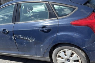 Moteur essuie glace avant gauche FORD FOCUS 3