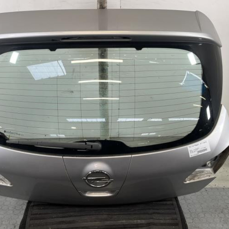 Malle/Hayon arriere OPEL ASTRA J Photo n°1