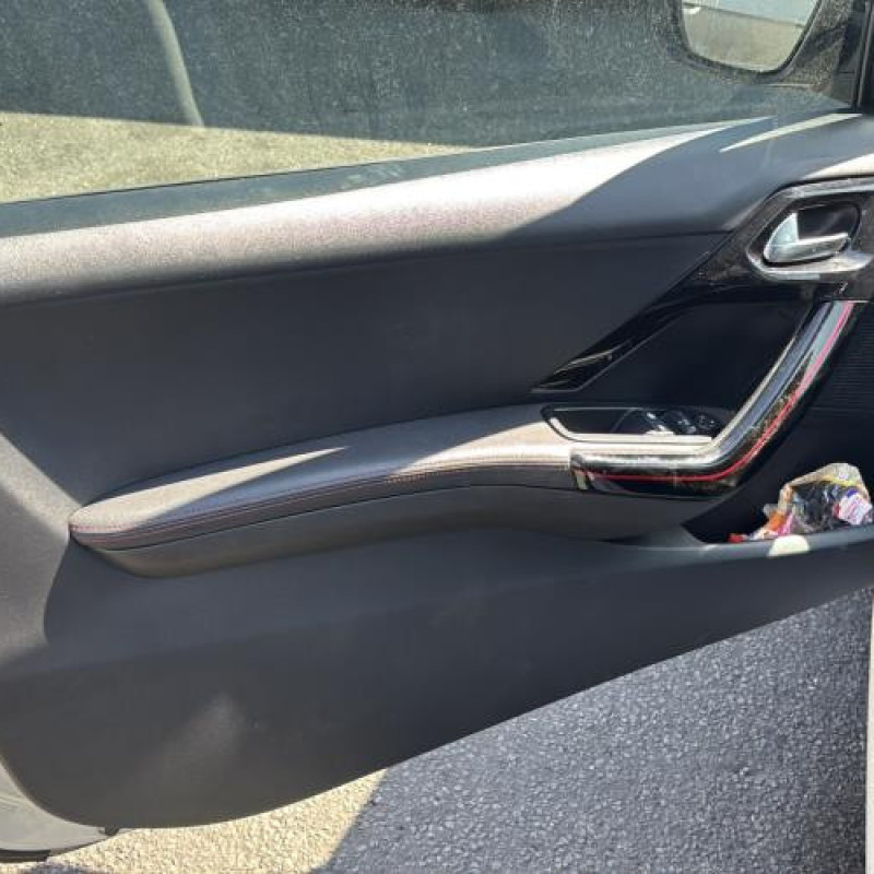 Ceinture arriere gauche PEUGEOT 208 1 Photo n°12