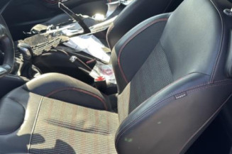 Pretensionneur de ceinture avant droit PEUGEOT 208 1