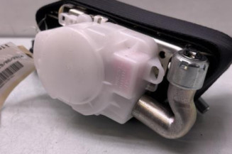 Pretensionneur de ceinture avant droit SUZUKI SWIFT 4 Photo n°1