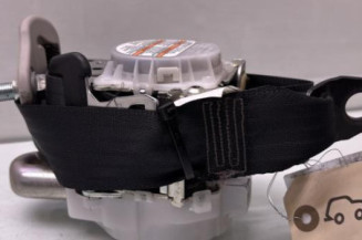 Pretensionneur de ceinture avant droit SUZUKI SWIFT 4