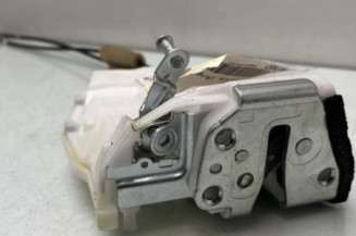 Serrure arriere gauche SUZUKI SWIFT 4 Photo n°1