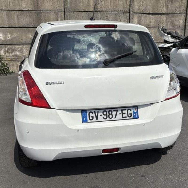 Serrure arriere gauche SUZUKI SWIFT 4 Photo n°9