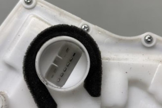 Serrure avant droit SUZUKI SWIFT 4