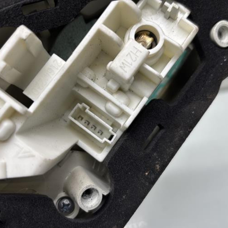 Feu arriere secondaire droit (feux) OPEL ASTRA J Photo n°5