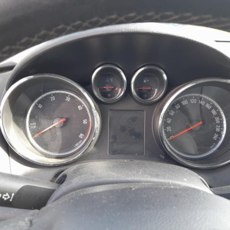 Feu arriere secondaire droit (feux) OPEL ASTRA J Photo n°13