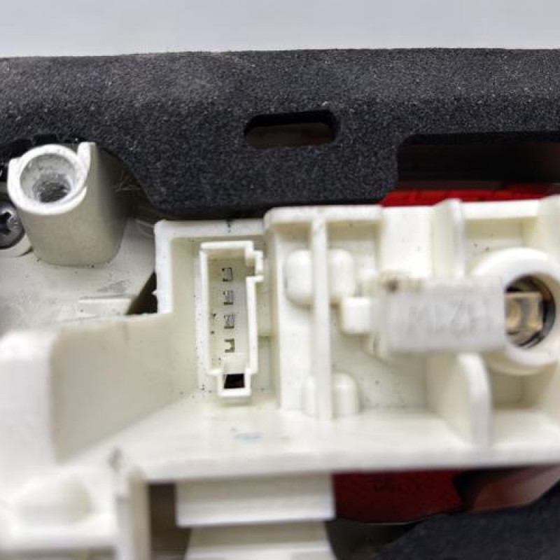 Feu arriere secondaire gauche (feux) OPEL ASTRA J Photo n°3